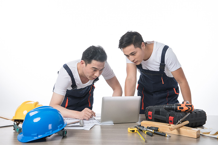 9支自有施工隊伍 9支自有施工隊伍